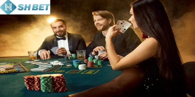 Hãy nắm lợi ích của việc rèn luyện Phỏm Tá Lả hôm nay